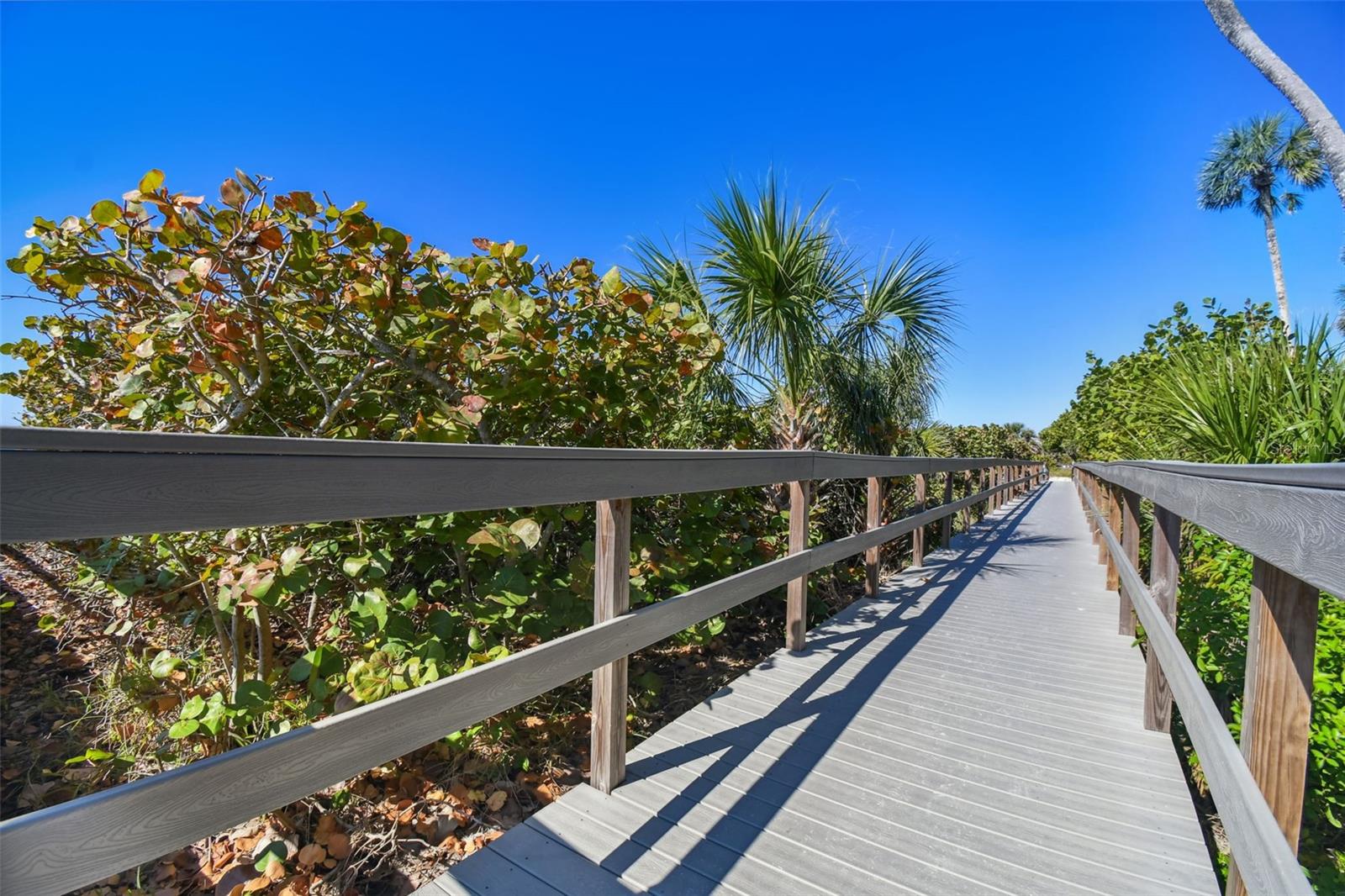 7600 BAYSHORE DR #307