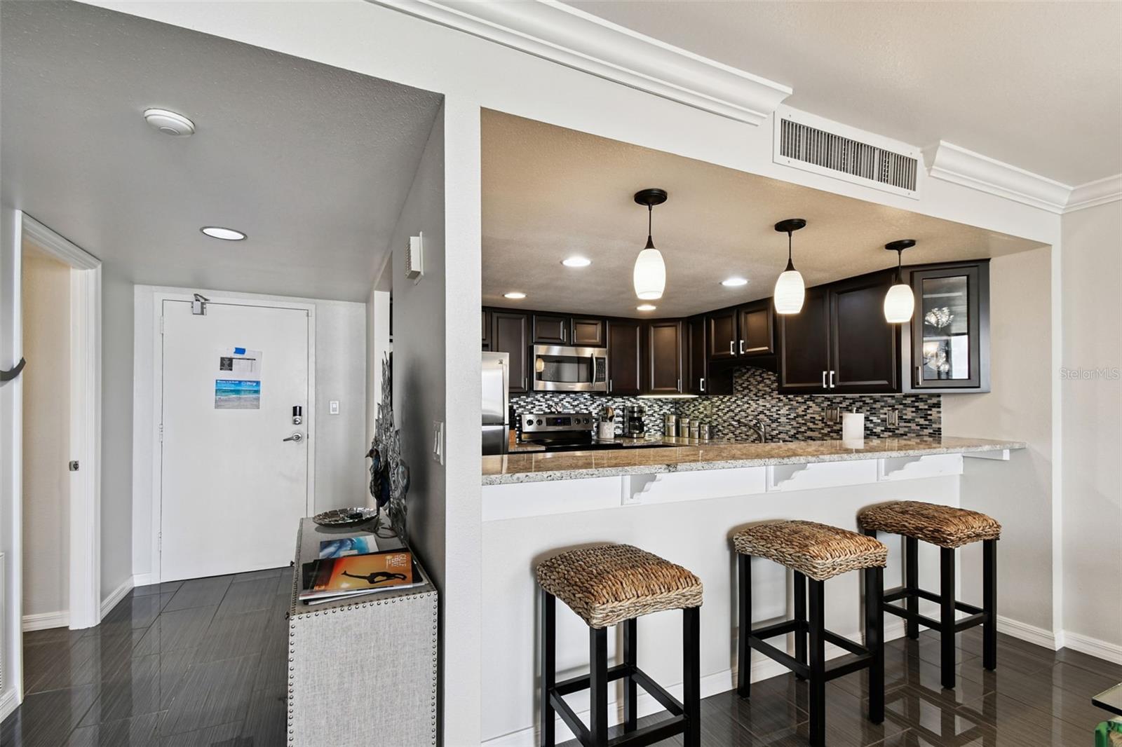 7600 BAYSHORE DR #307