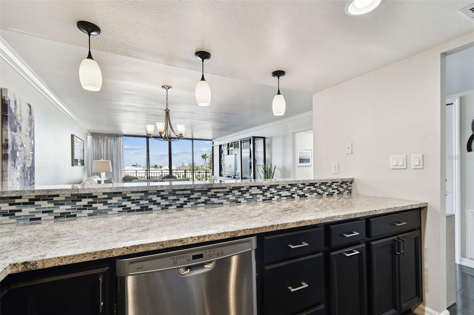 7600 BAYSHORE DR #307