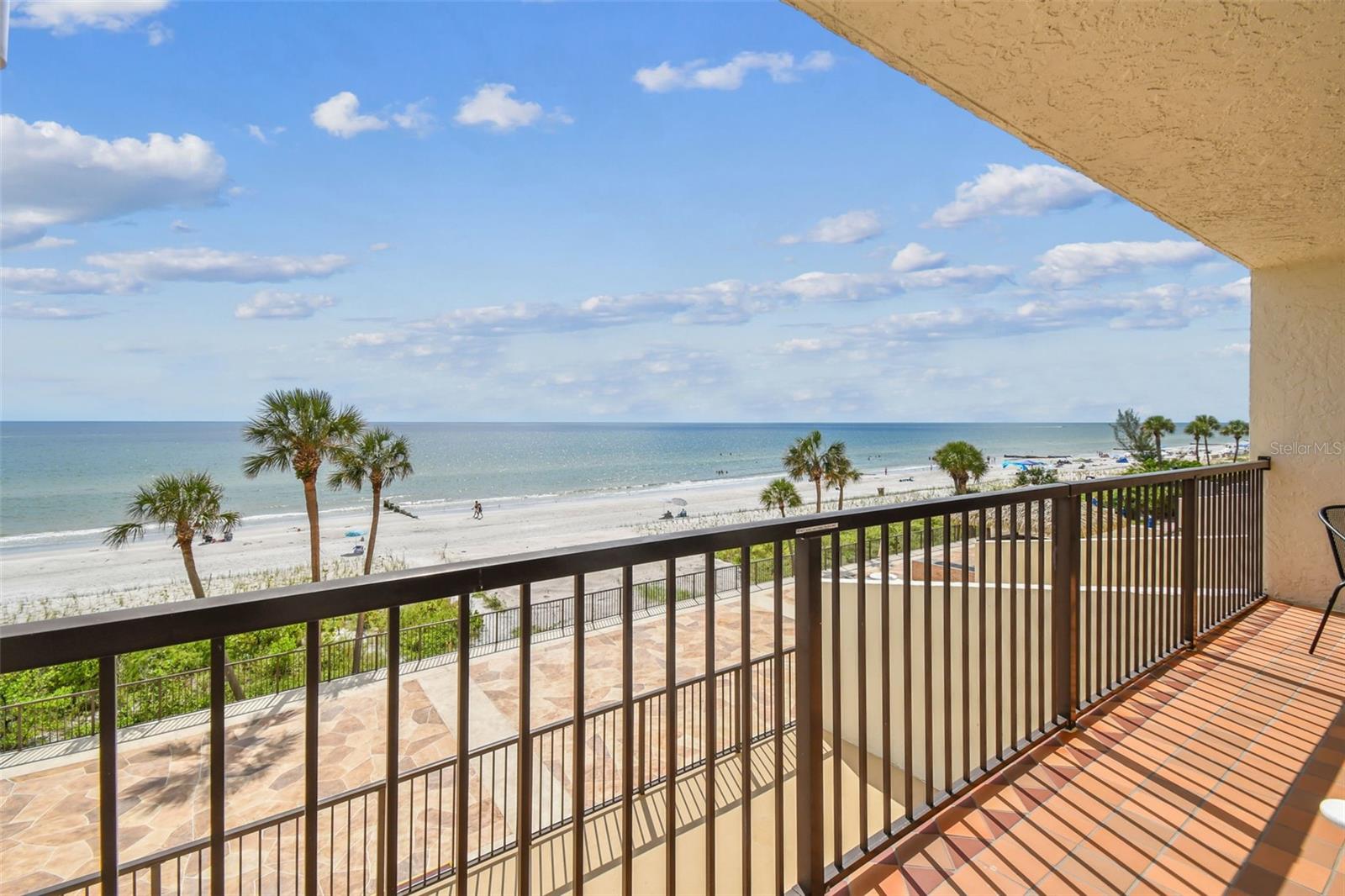 14950 GULF BLVD #404