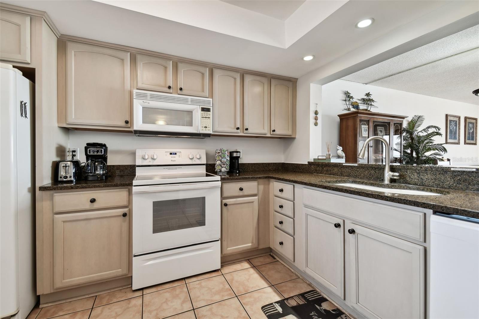 14950 GULF BLVD #404