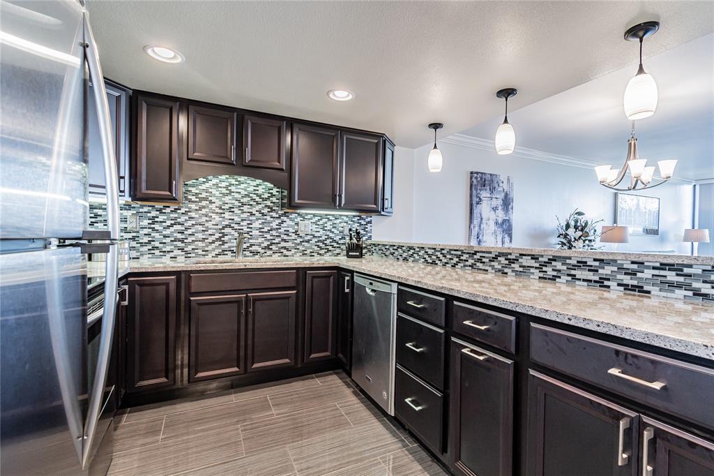 7600 BAYSHORE DRIVE Unit: 307