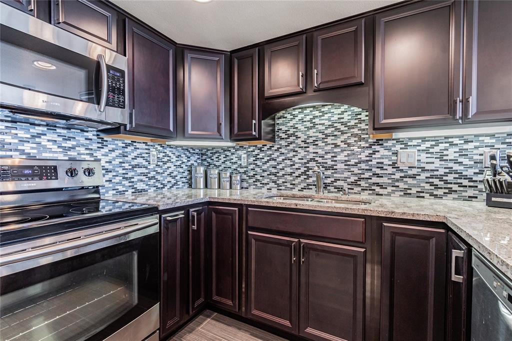 7600 BAYSHORE DRIVE Unit: 307