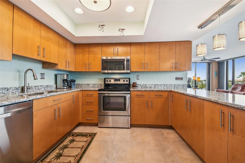 7600 BAYSHORE DRIVE Unit: 308