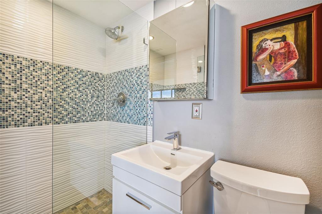 7600 BAYSHORE DRIVE Unit: 308