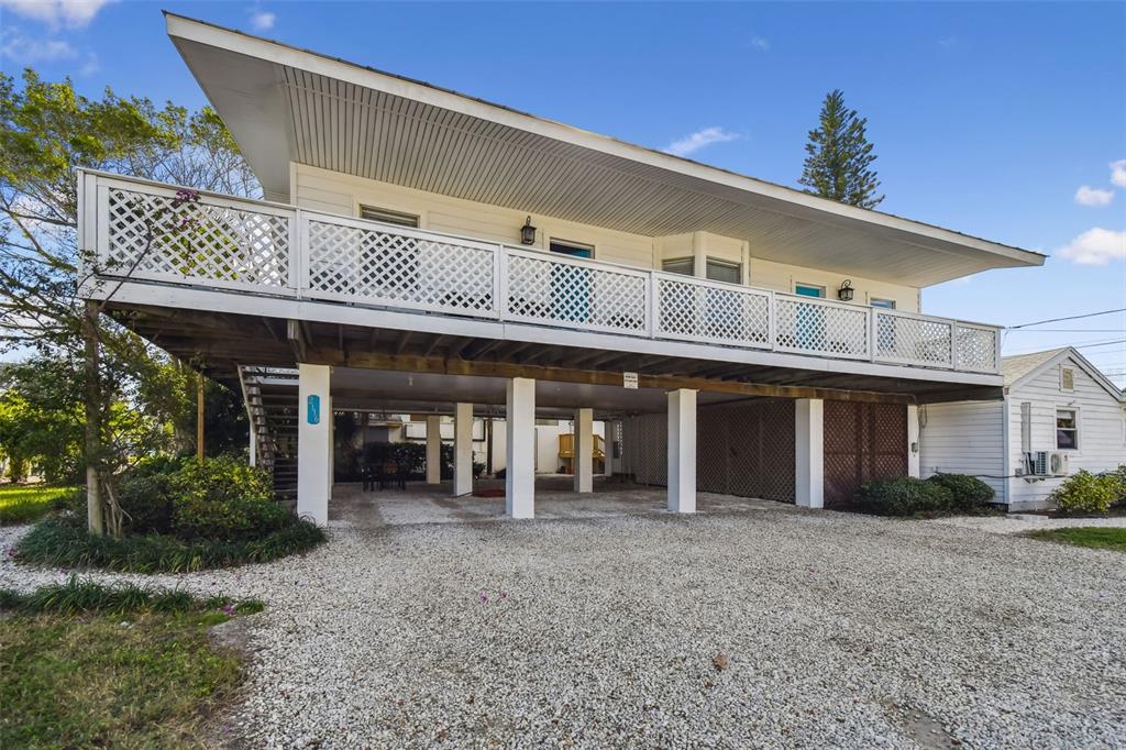 2116/2114 1ST STREET