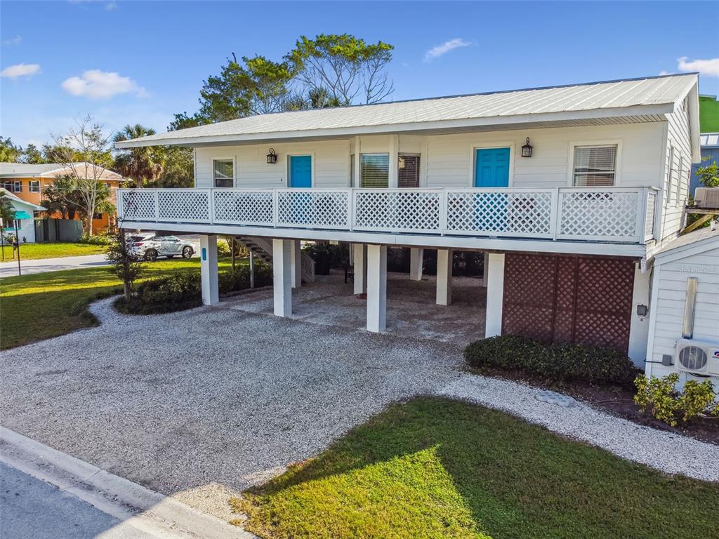 2116/2114 1ST STREET