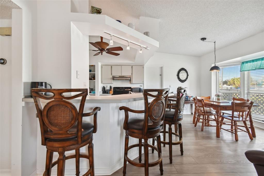 2116/2114 1ST STREET