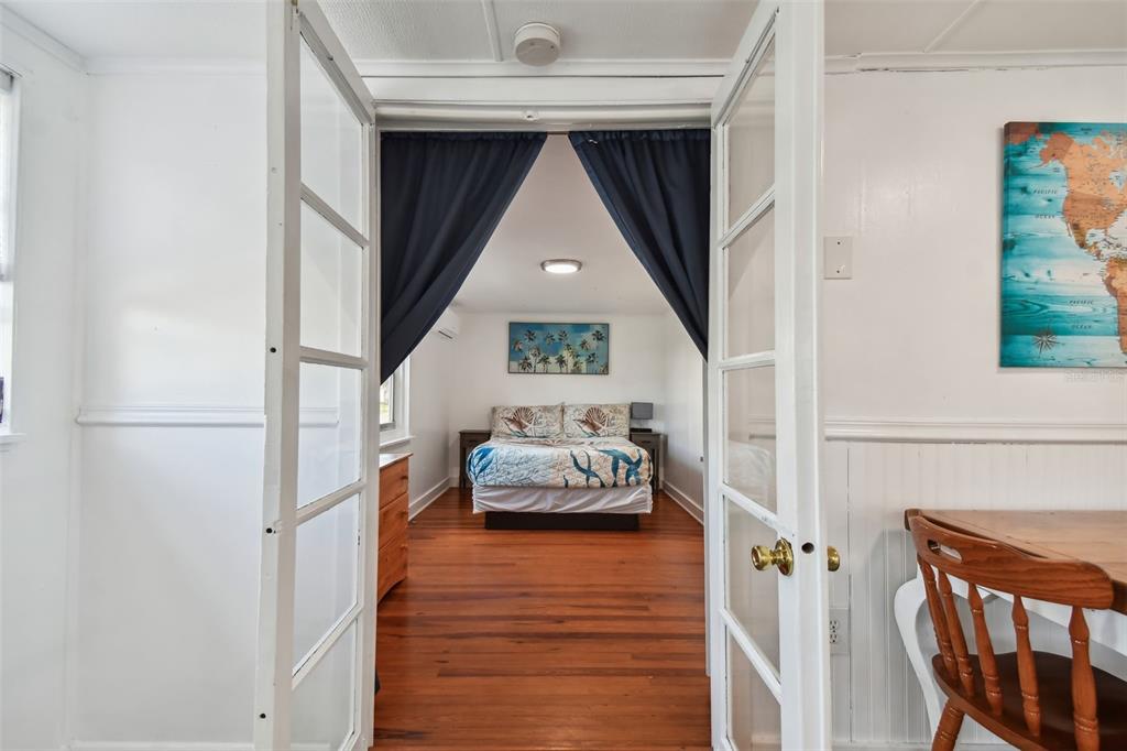 2116/2114 1ST STREET