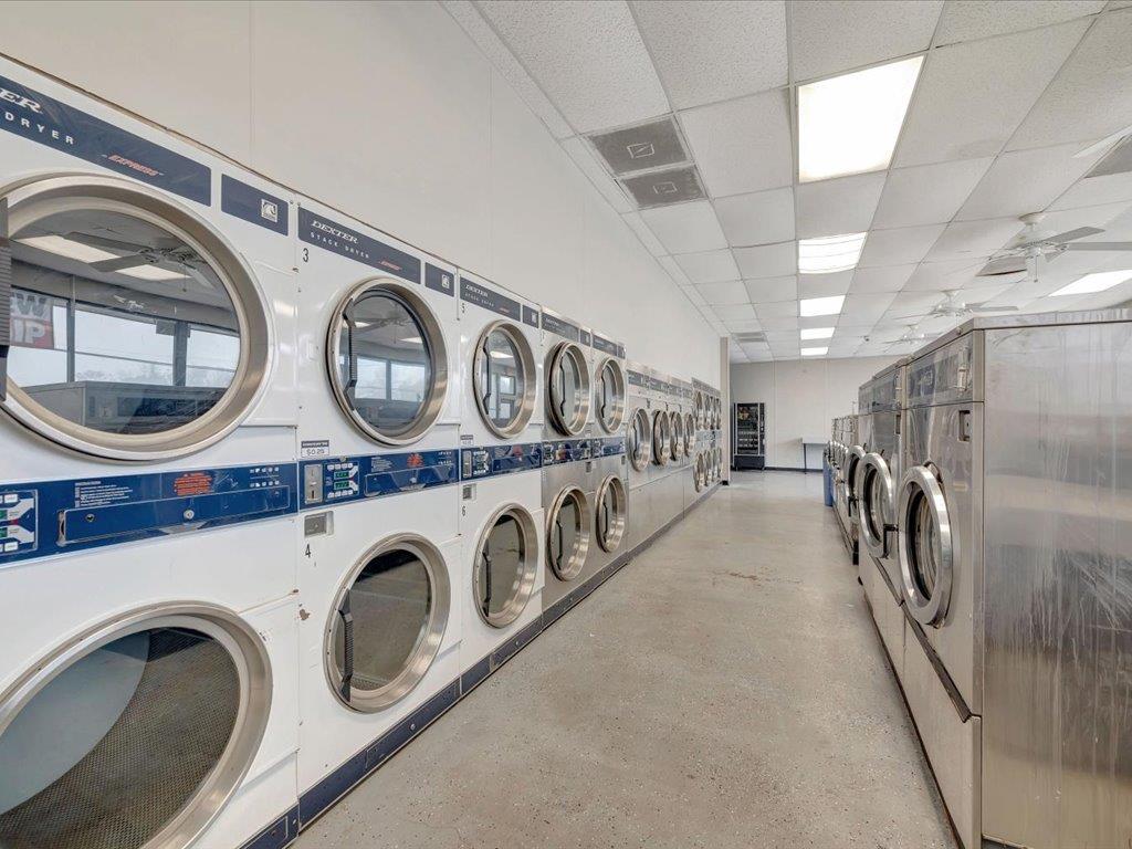 1318,1111,904 Paul Avenue