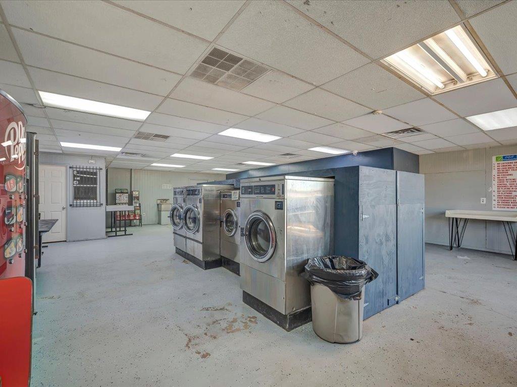 1318,1111,904 Paul Avenue