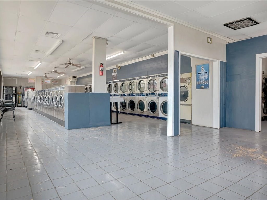 1318,1111,904 Paul Avenue