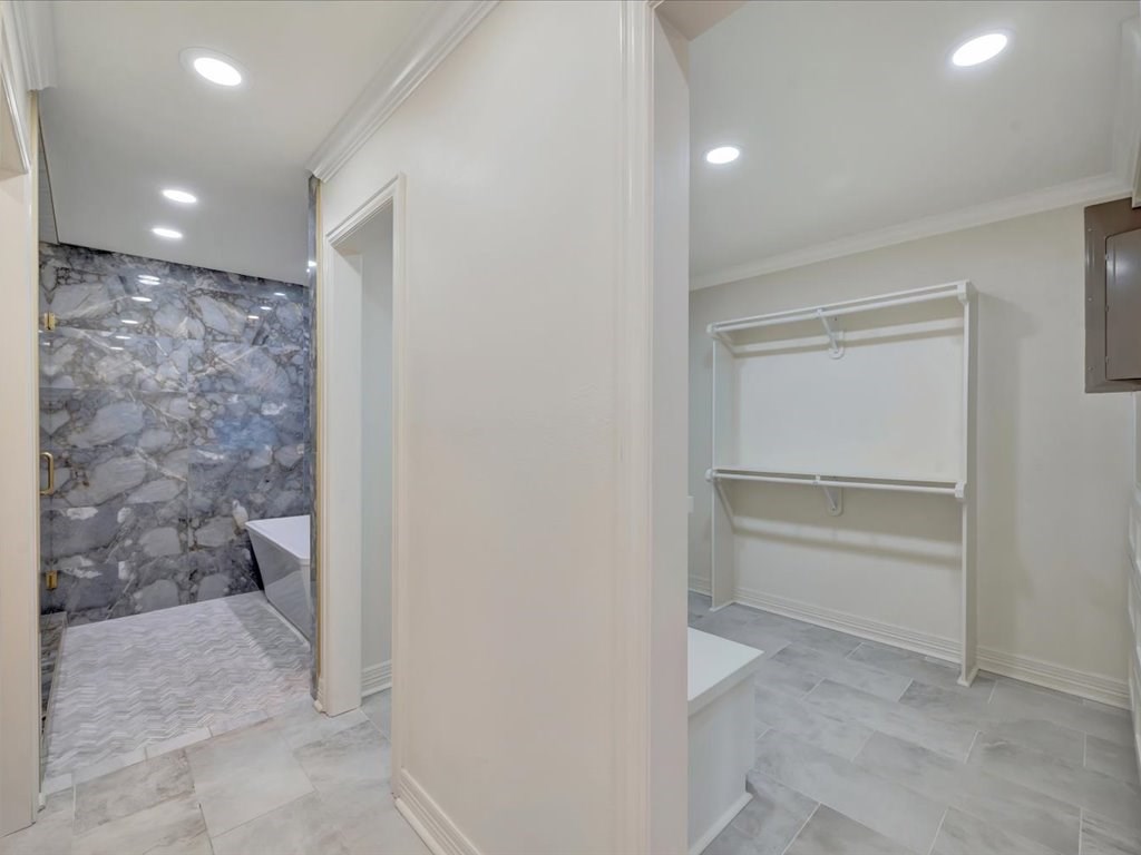 214 Westchester Street