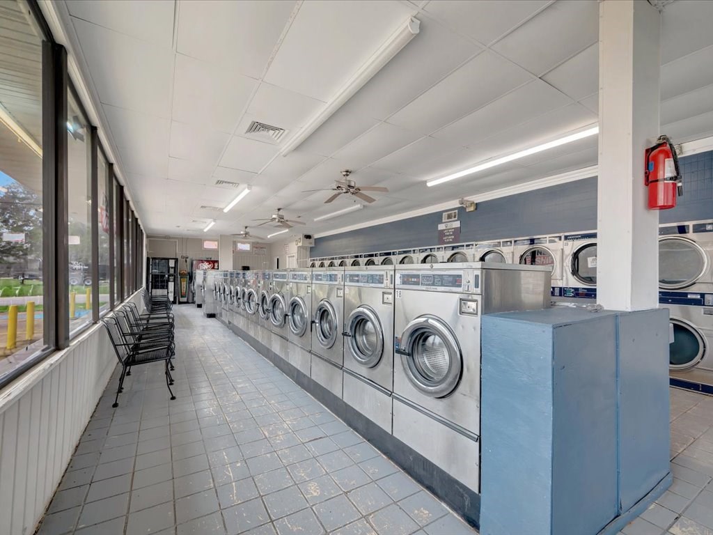 1318,1111,904 Paul Avenue