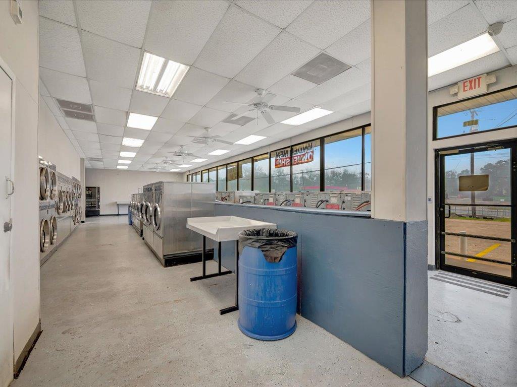 1318,1111,904 Paul Avenue