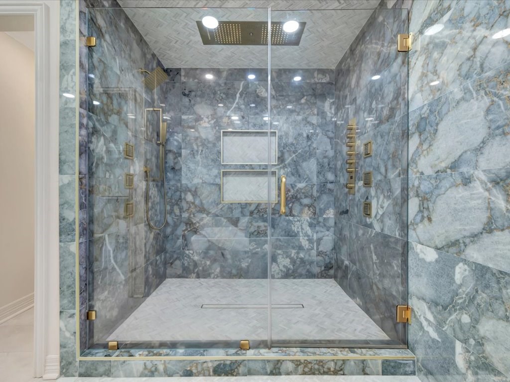 214 Westchester Street