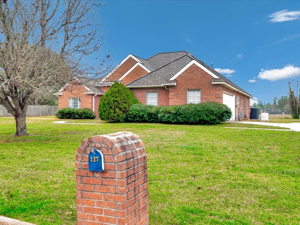 117 Colonial Hills Drive