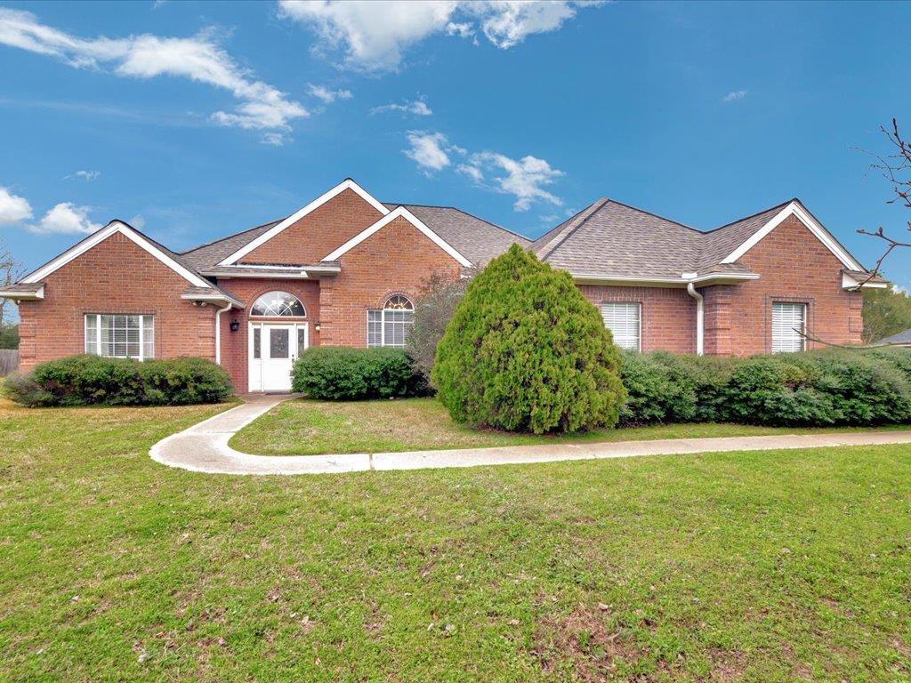 117 Colonial Hills Drive