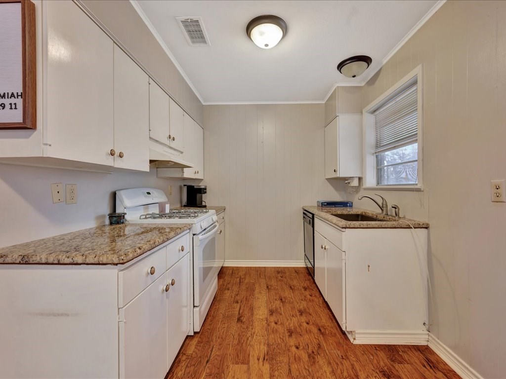 270 Long Leaf Circle