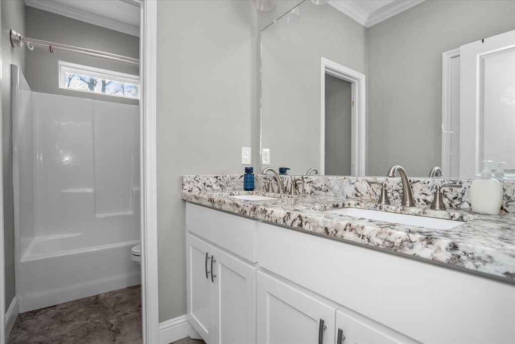 1430 Edgewood Circle