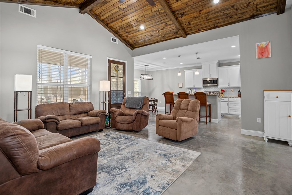 1430 Edgewood Circle