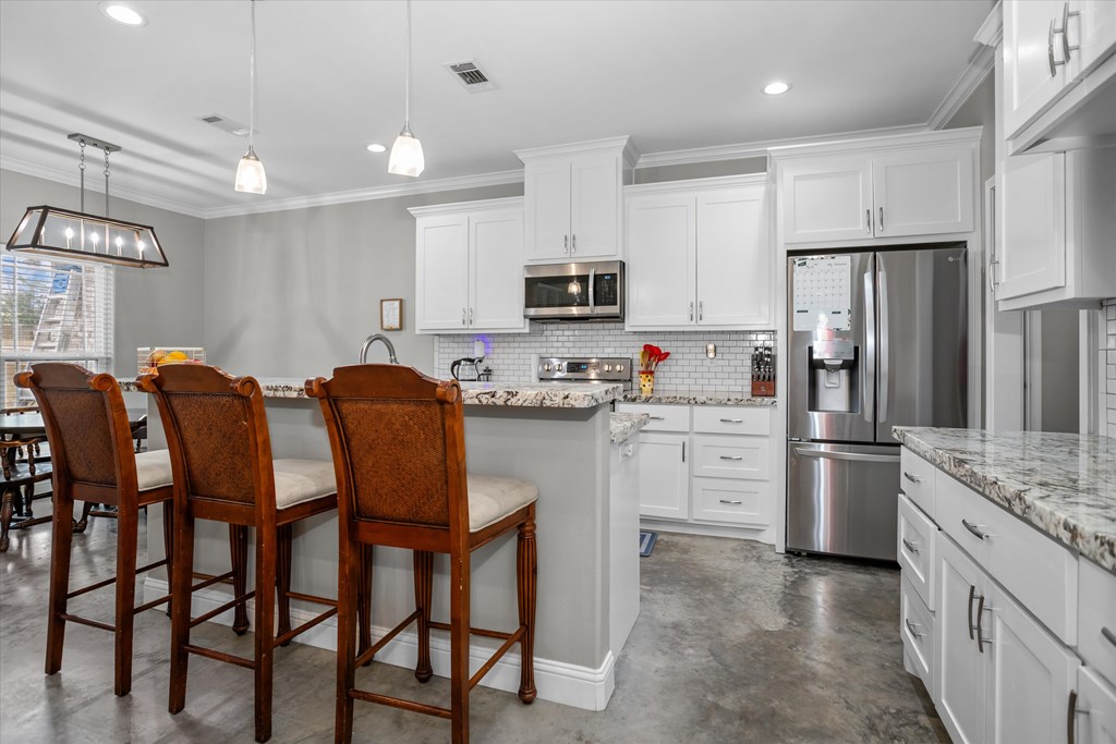 1430 Edgewood Circle