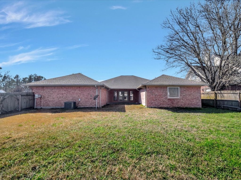 112 Gladstone Street