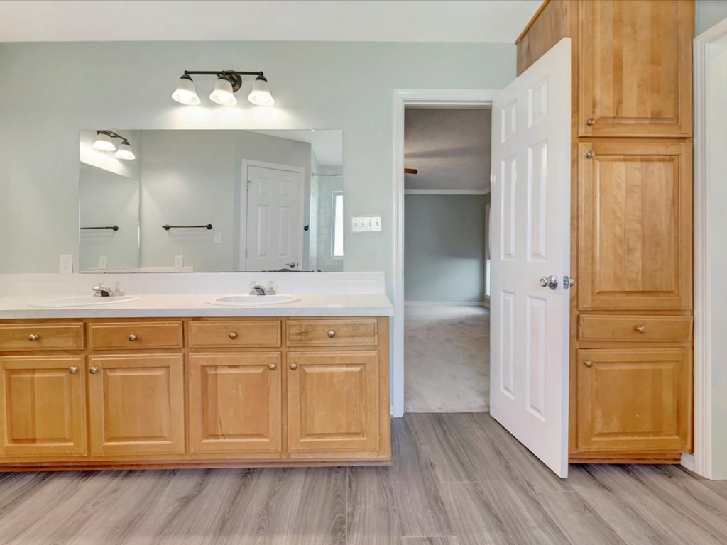 112 Gladstone Street