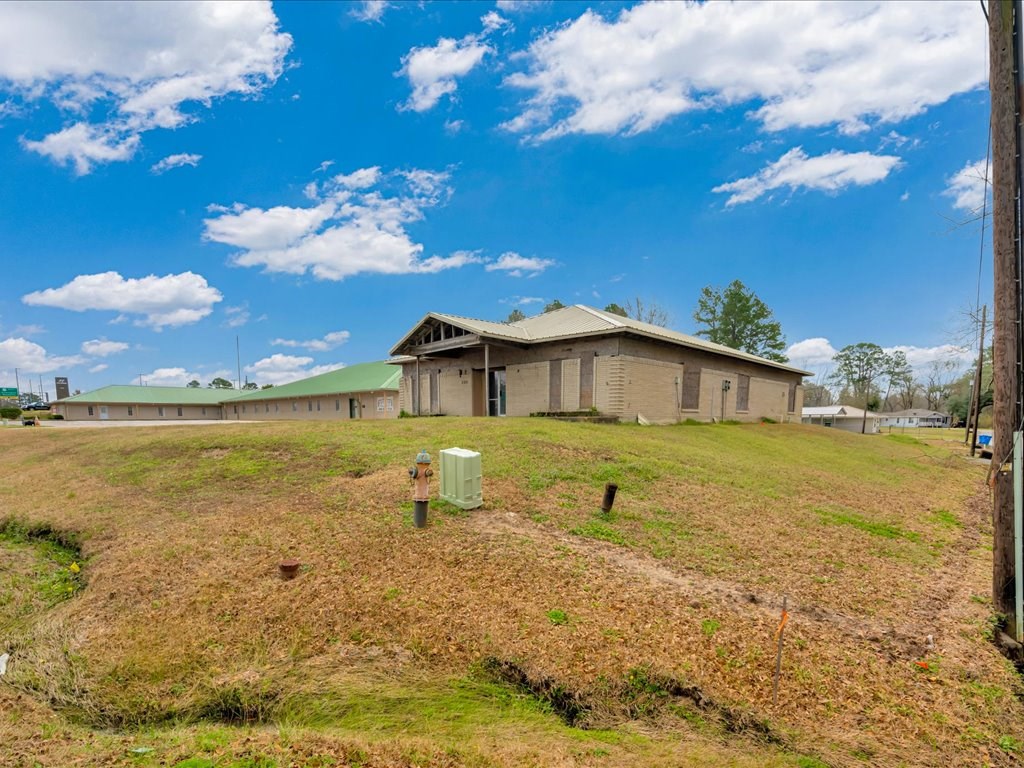 3215 South Medford Drive