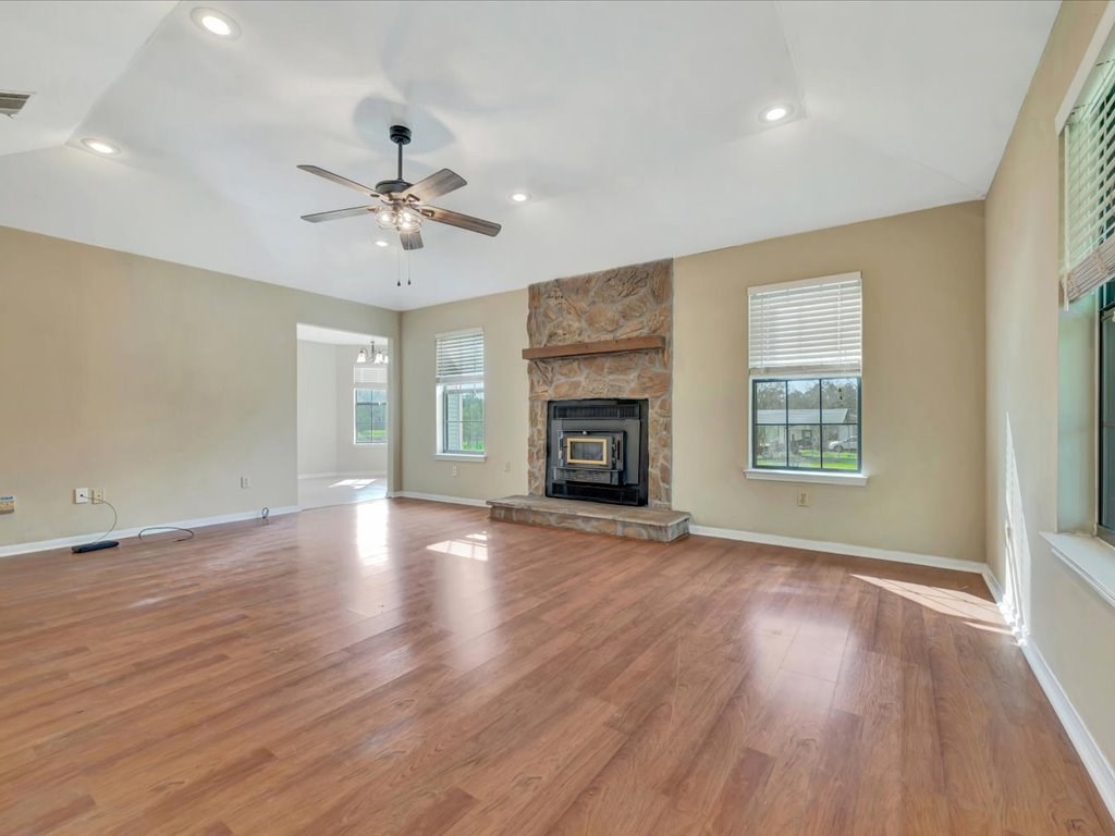 4327 Peavy Switch Road