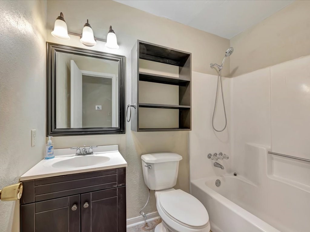 4327 Peavy Switch Road