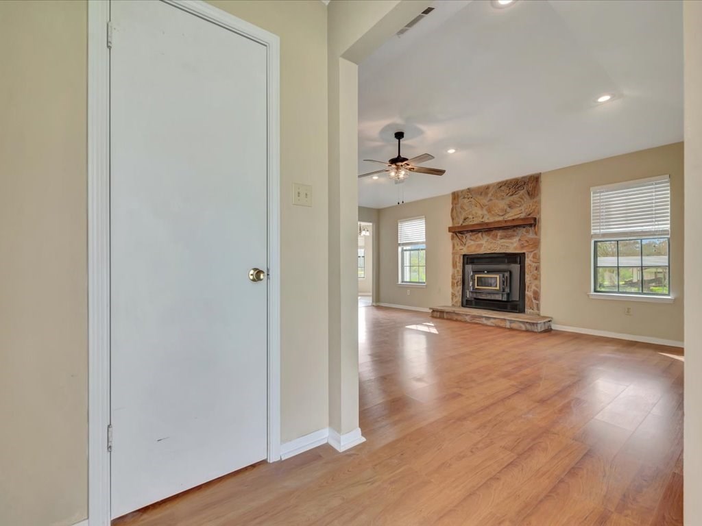 4327 Peavy Switch Road