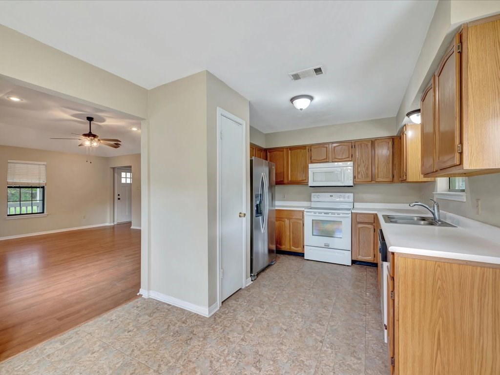 4327 Peavy Switch Road