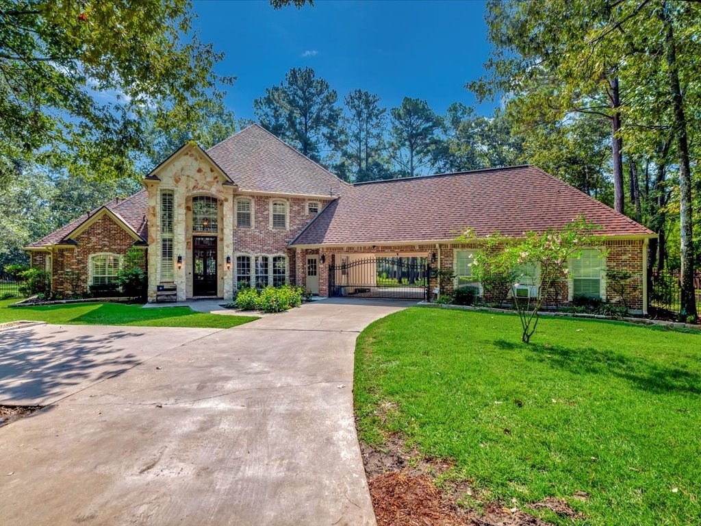 322 Oak Crest Drive