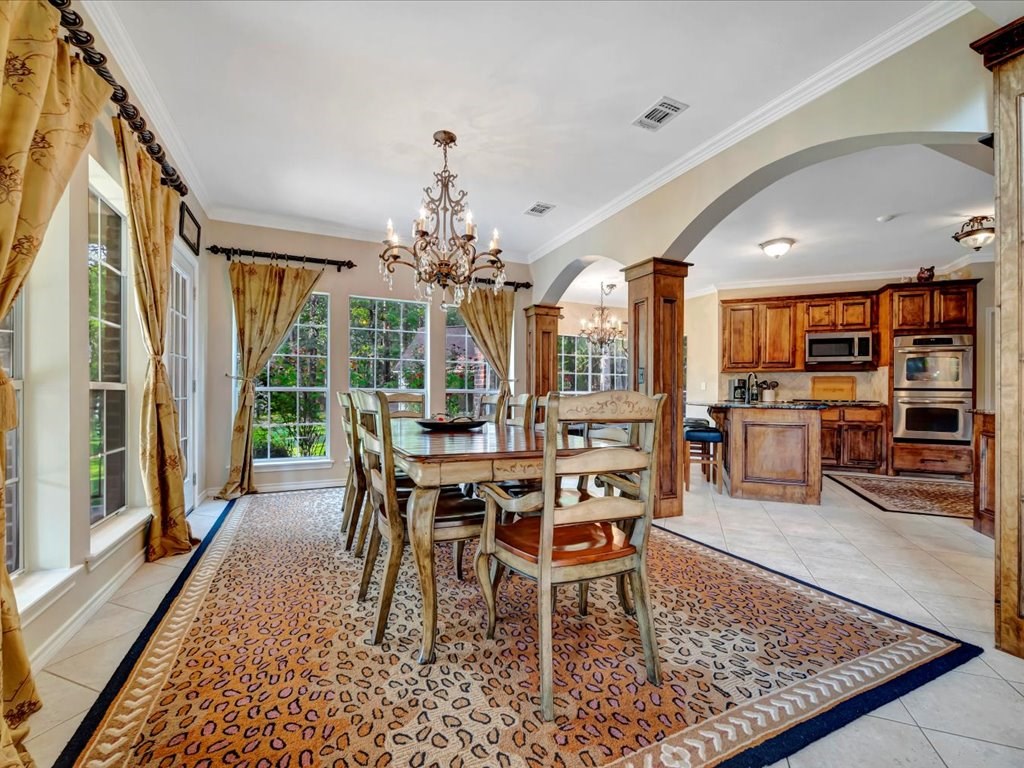 322 Oak Crest Drive