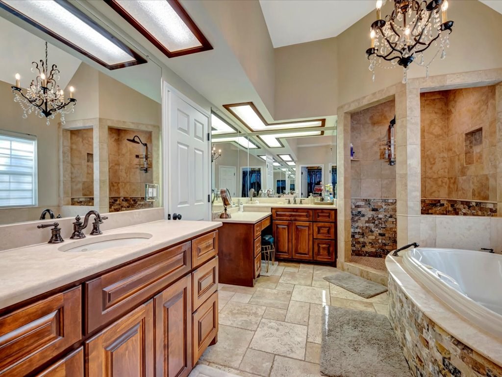 322 Oak Crest Drive