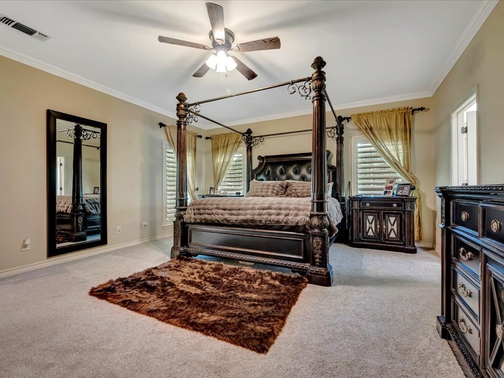 322 Oak Crest Drive