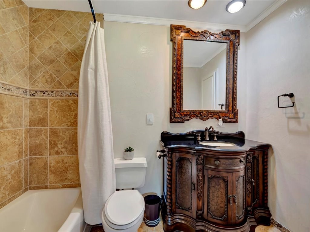 322 Oak Crest Drive