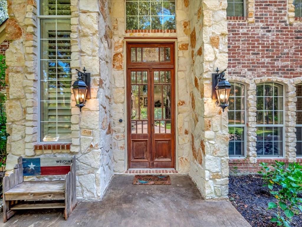 322 Oak Crest Drive