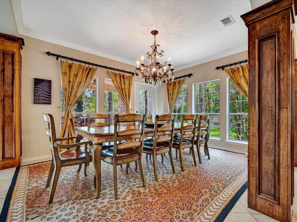 322 Oak Crest Drive