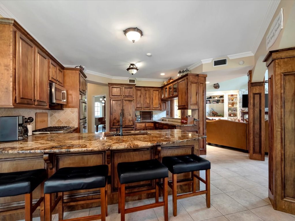 322 Oak Crest Drive