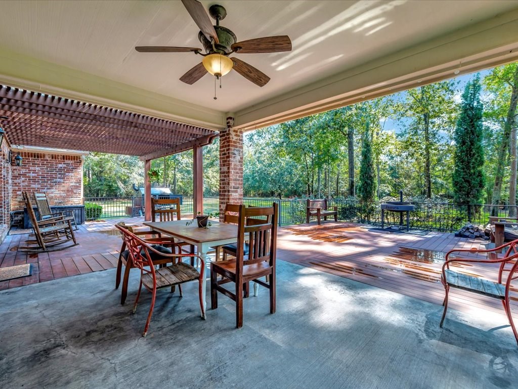 322 Oak Crest Drive