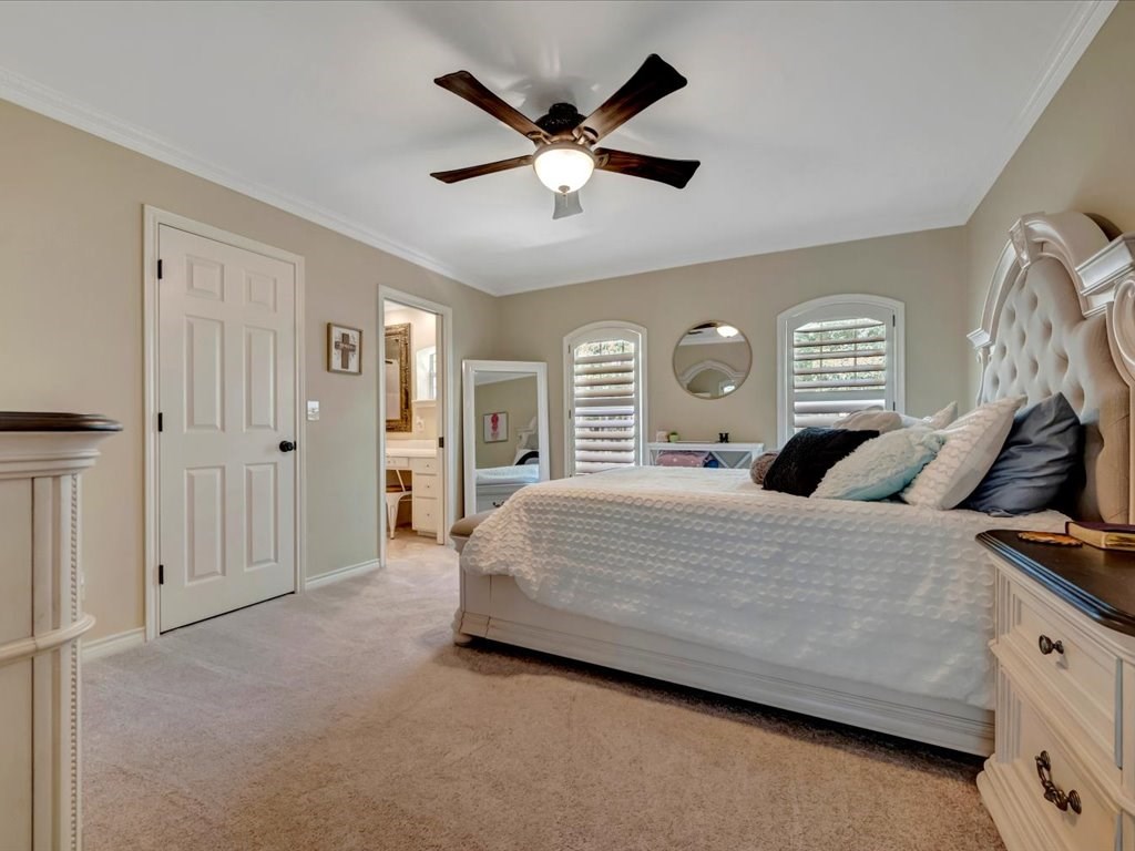 322 Oak Crest Drive