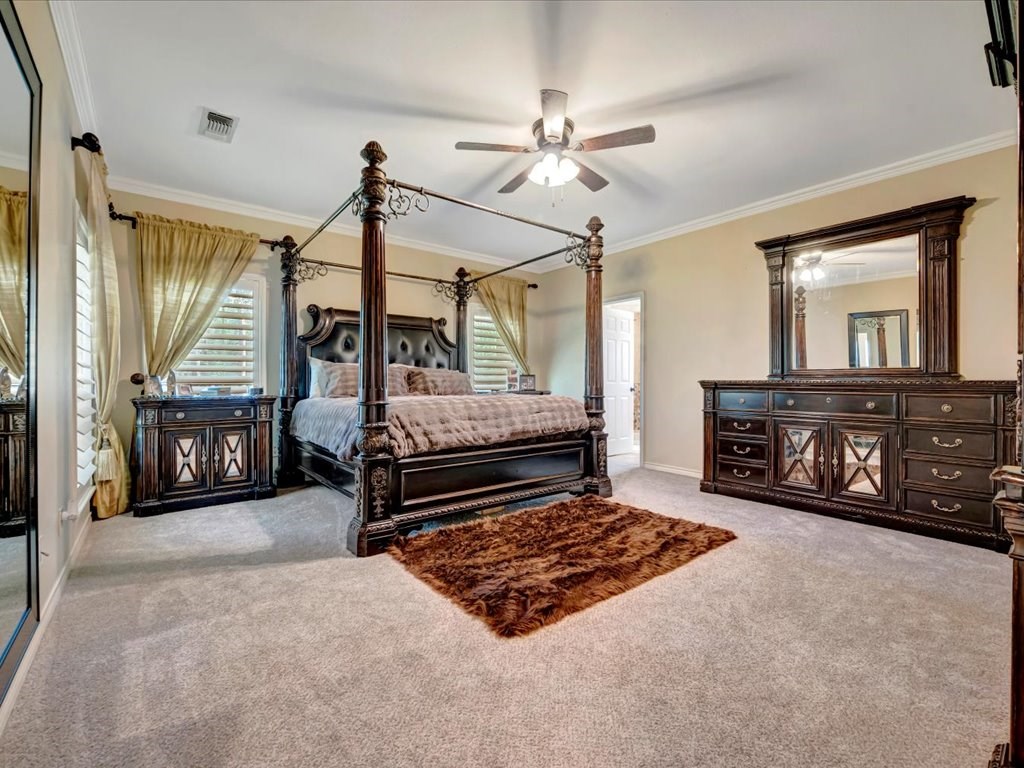 322 Oak Crest Drive