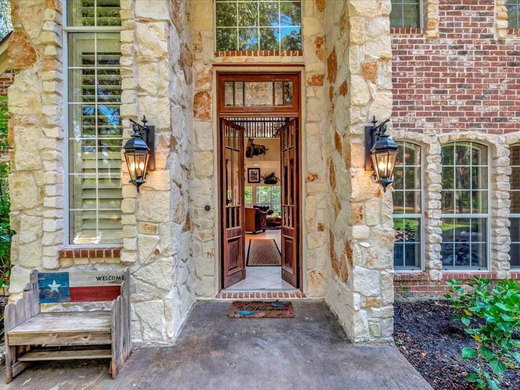 322 Oak Crest Drive