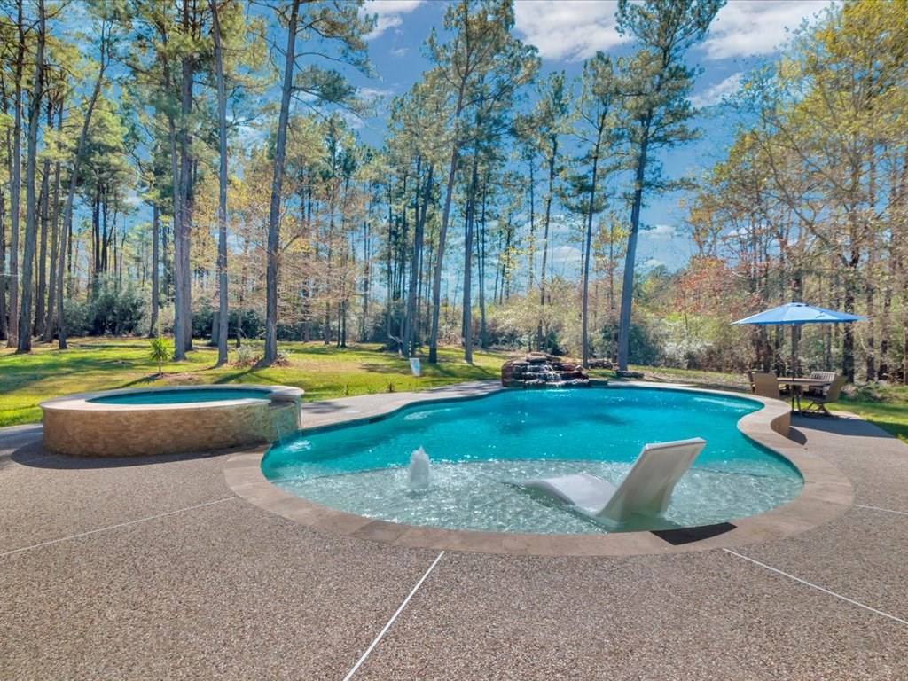 436 Westwood Loop