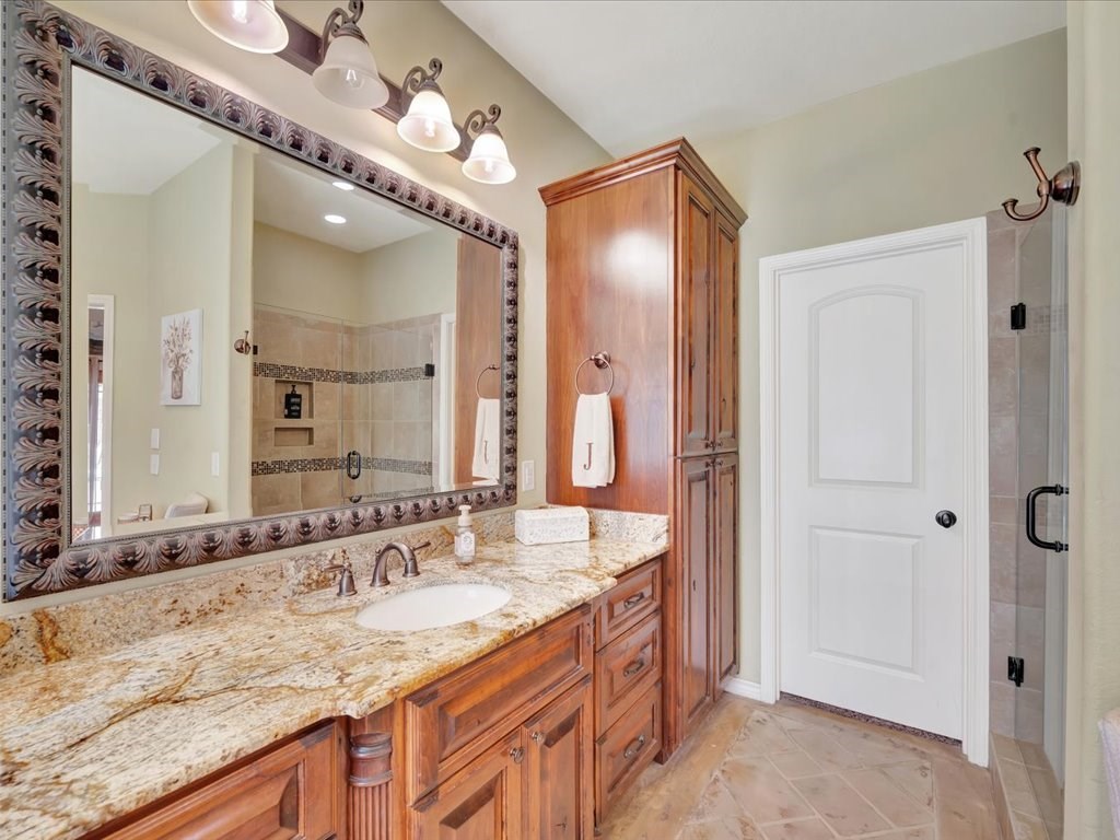 436 Westwood Loop