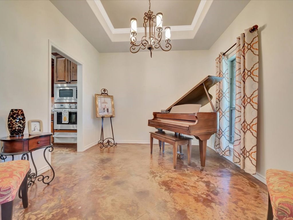 436 Westwood Loop