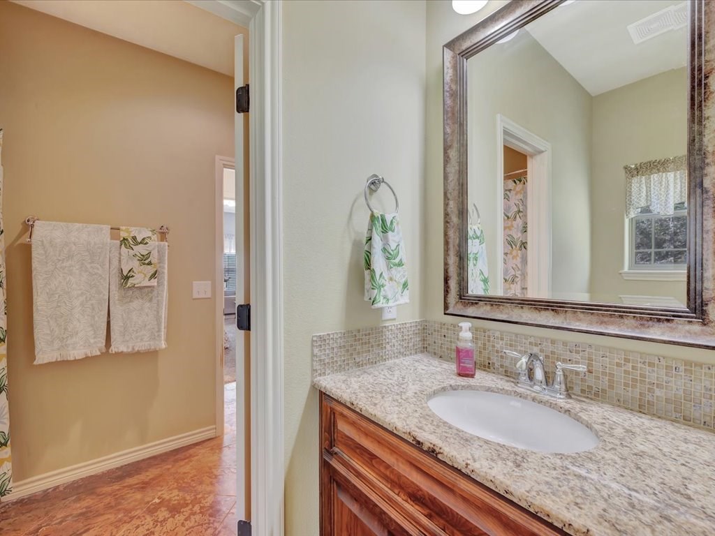 436 Westwood Loop