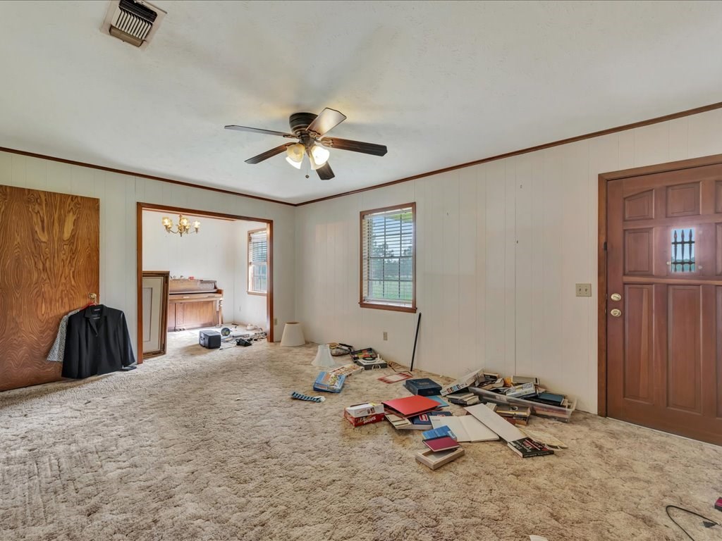 1639 East Texas Road